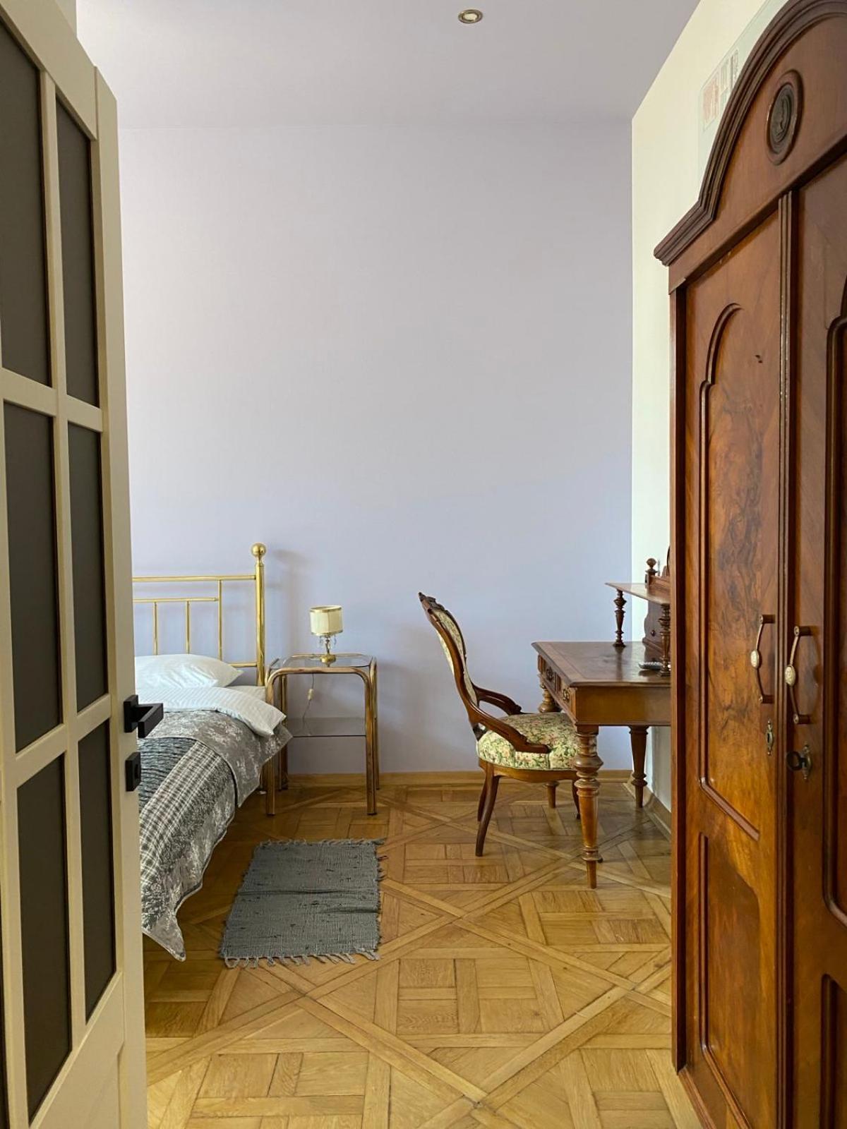 3 Bedrooms Apartment On Nasypna 3 Lemberg Exterior foto